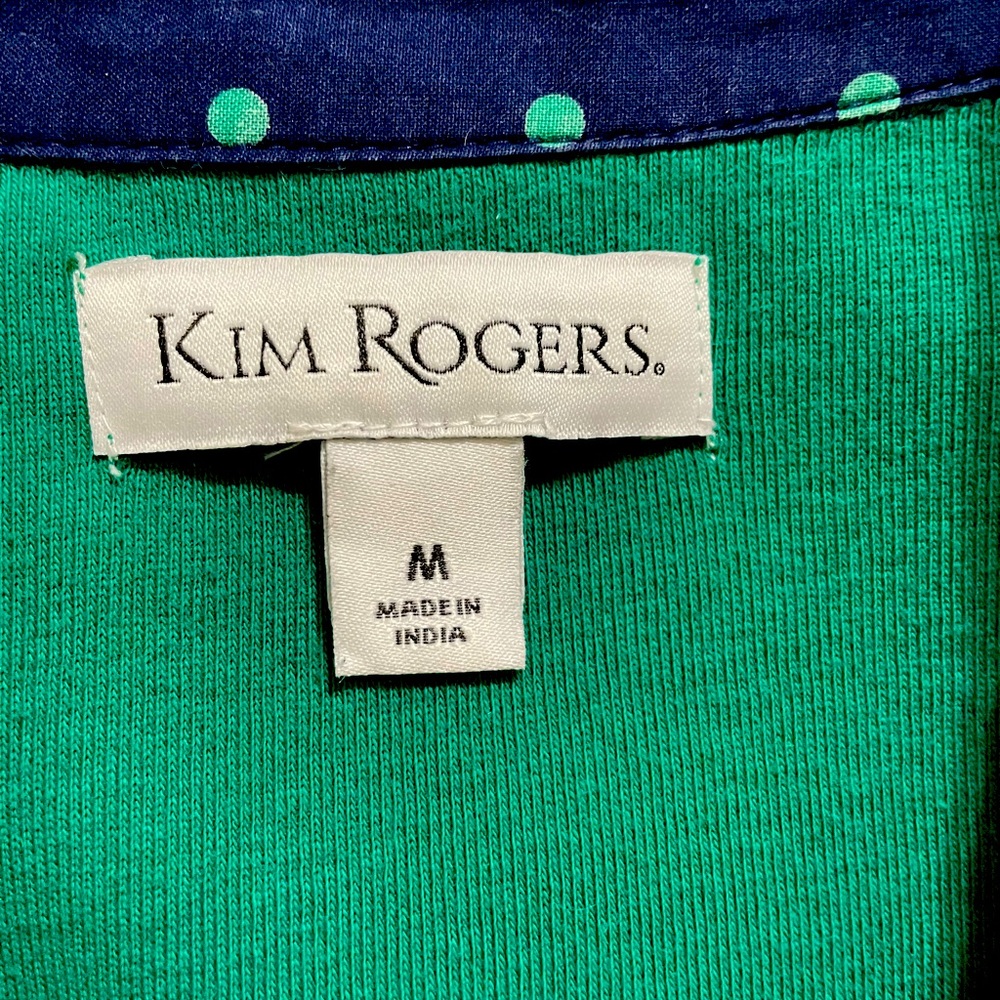 Medium green and navy three quarters sleeve comfortable women’s top